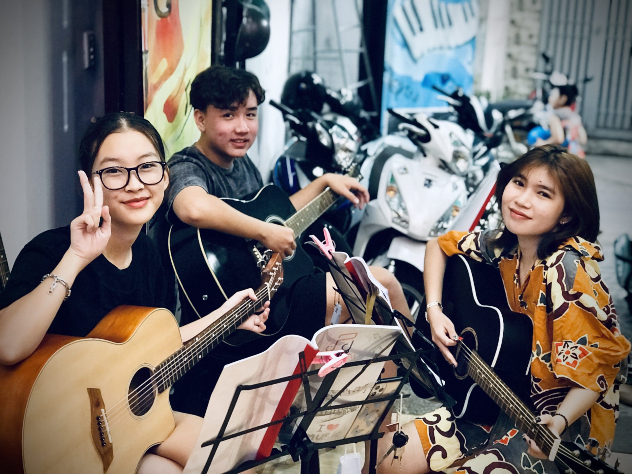 Tổng Hợp 13 Lợi Ích Của Việc Học Và Chơi Đàn Guitar